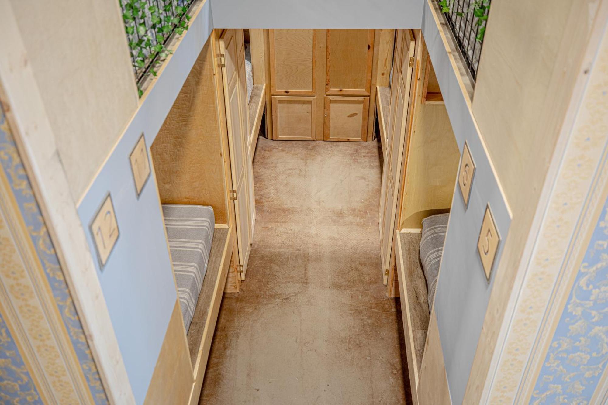 Social Stays - Santa Barbara'S First Hostel On State Street Esterno foto