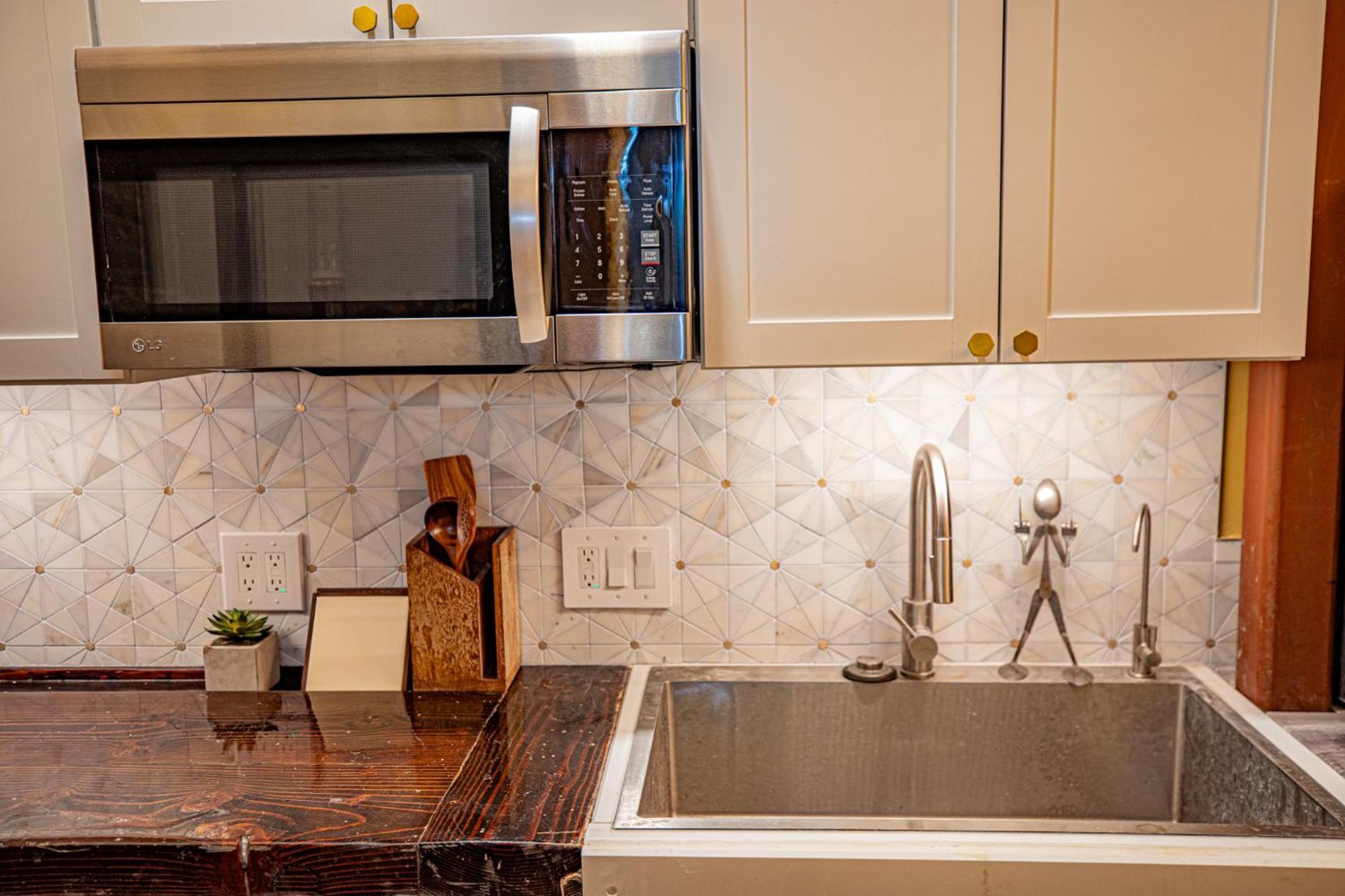 Social Stays - Santa Barbara'S First Hostel On State Street Esterno foto