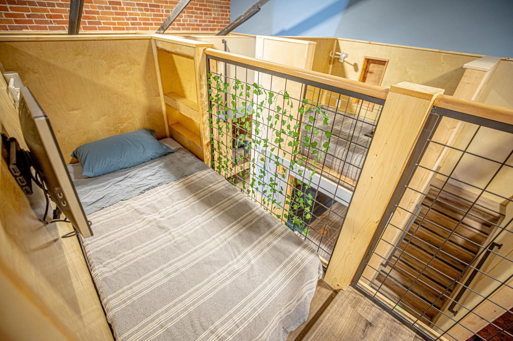 Social Stays - Santa Barbara'S First Hostel On State Street Esterno foto